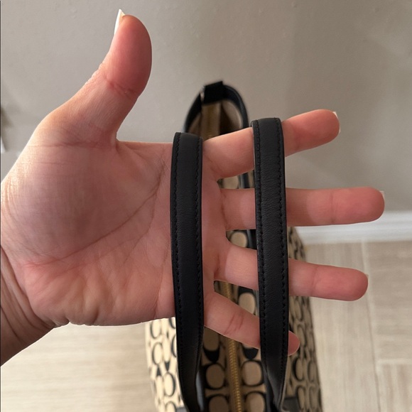 Coach Signature Canvas Zip Top Tote Black/Kahki Red Interior - Picture 5 of 14